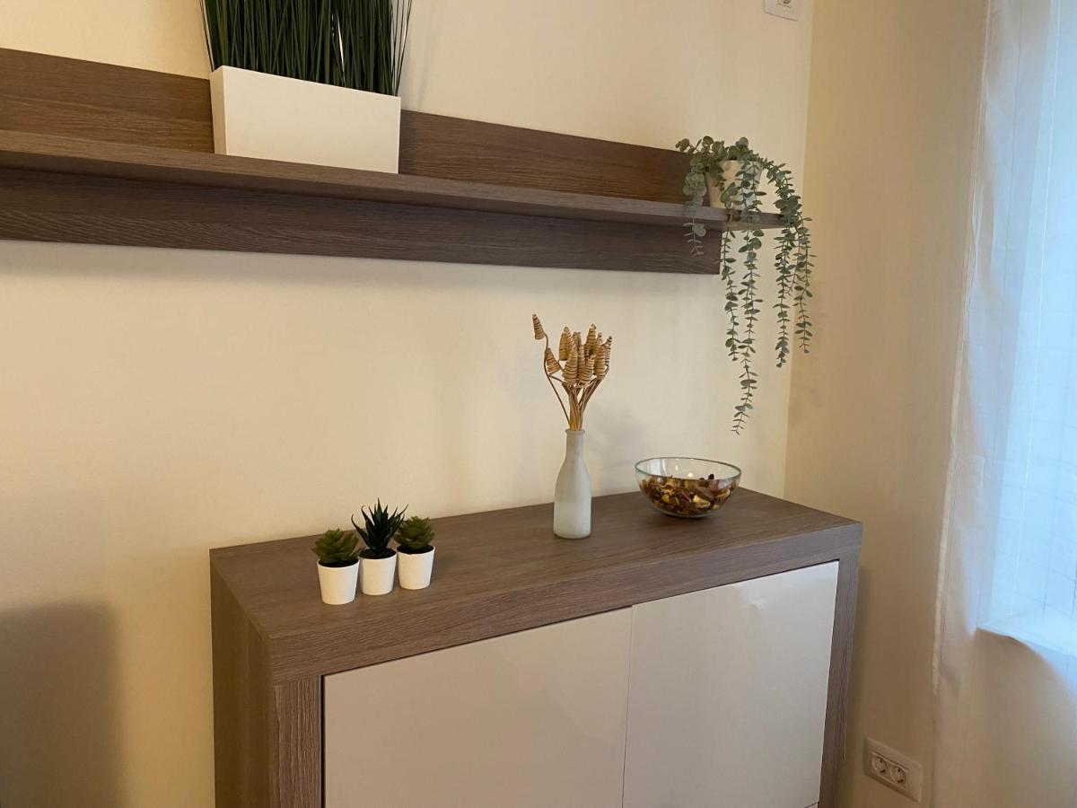 Downtown Apartment Boutique Green Garden Unirii Bukarest Exterior foto